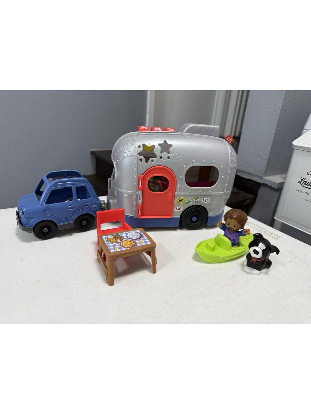 Fisher Price Little People Light-Up Learning Camper RV Kayak Car Playset Works - Picture 5 of 12